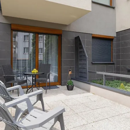 Apartment W Spokojnej Okolicy Z Parkingiem By Renters Krakau