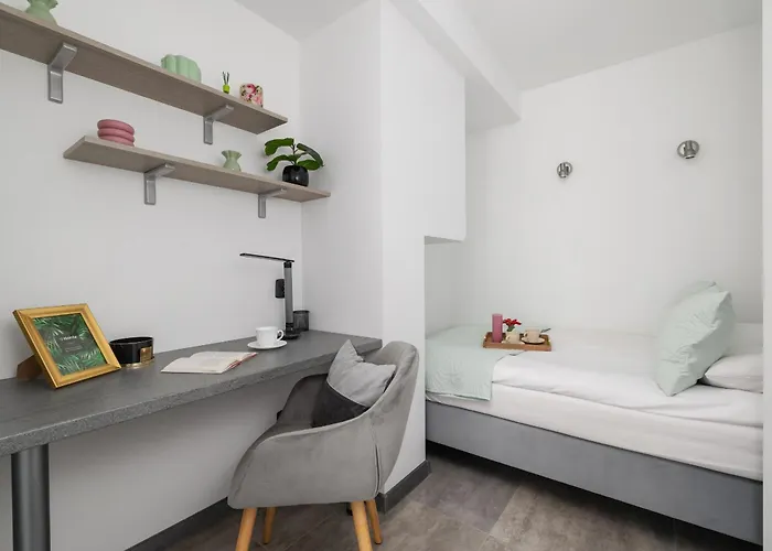 W Spokojnej Okolicy Z Parkingiem By Renters Διαμέρισμα