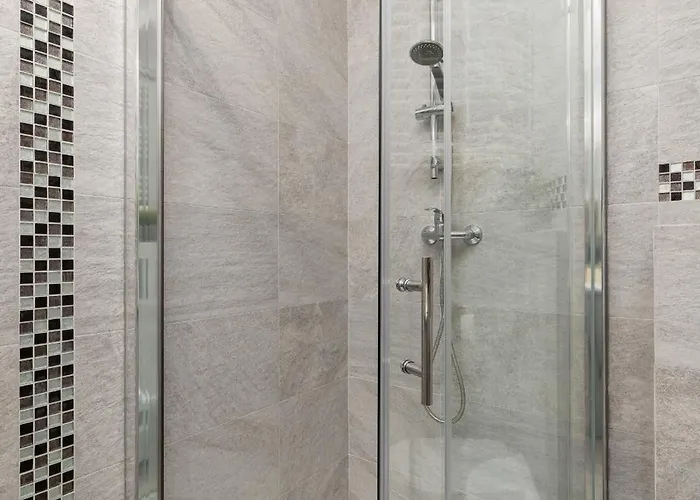 W Spokojnej Okolicy Z Parkingiem By Renters *