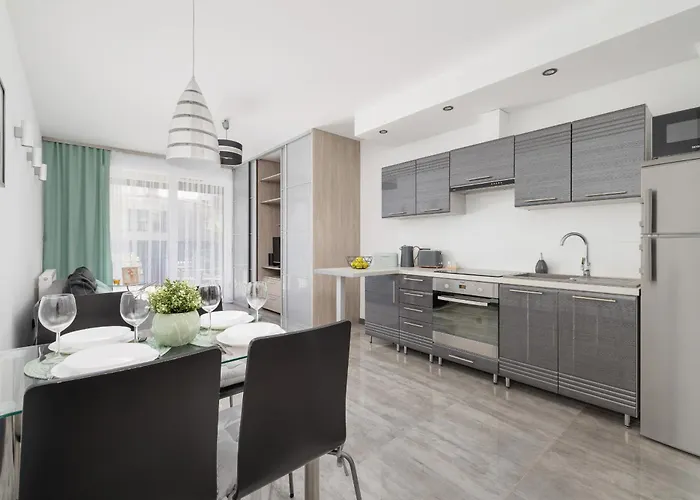 W Spokojnej Okolicy Z Parkingiem By Renters Krasków