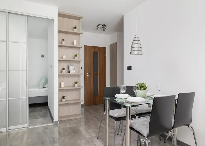 Διαμέρισμα W Spokojnej Okolicy Z Parkingiem By Renters Krasków