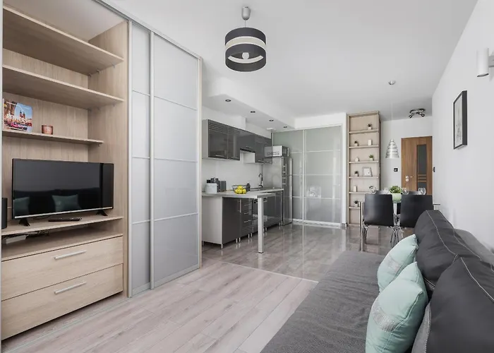 W Spokojnej Okolicy Z Parkingiem By Renters *